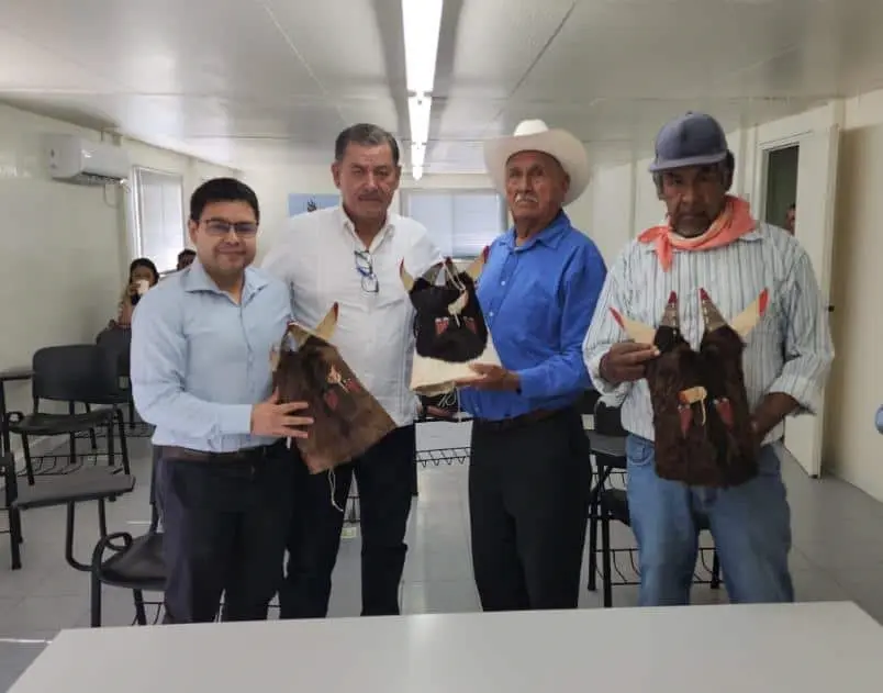 GPO entrega máscaras a judíos de Lázaro Cárdenas . | FOTO: Cortesía.