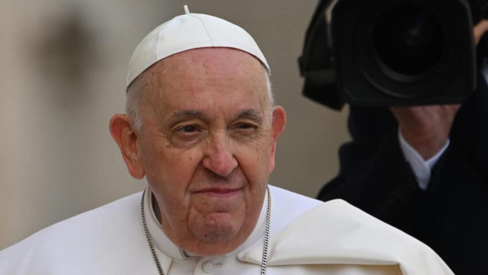Hospitalizan al Papa Francisco ¿qué le pasó?