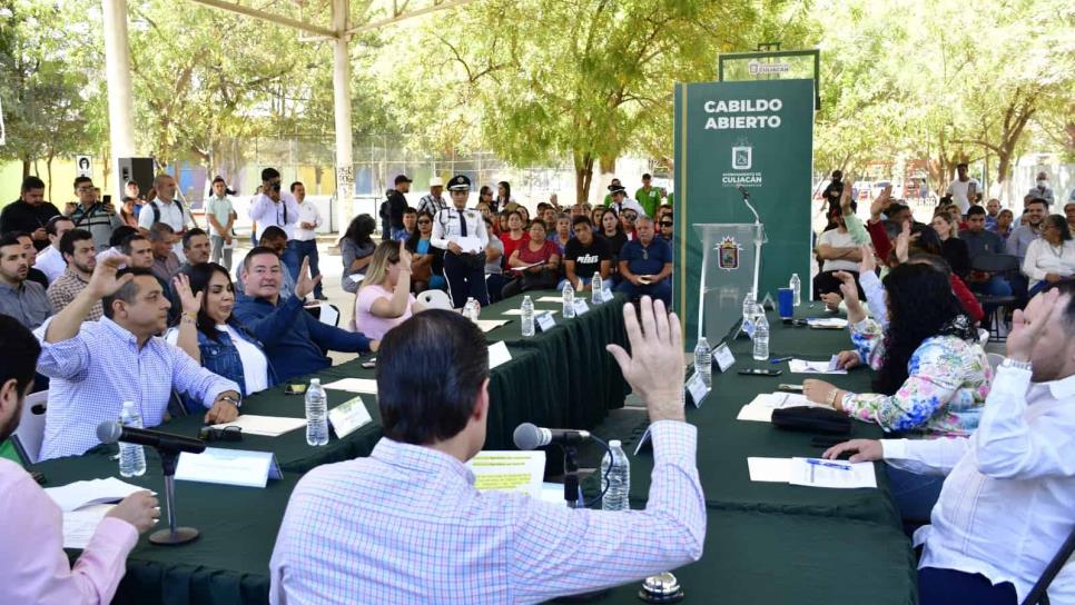 Ayuntamiento de Culiacán escucha a la población de Costa Rica en la quinta sesión de Cabildo Abierto