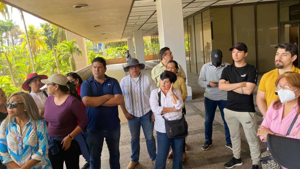 Estafa de Inverplux asciende a mil mdp; víctimas se manifiestan en Culiacán