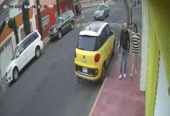 Raptan a una mujer y la obligan a subir a un auto: | VIDEO