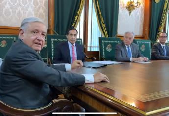 Rocha Moya celebra la compra de 13 plantas eléctricas en México