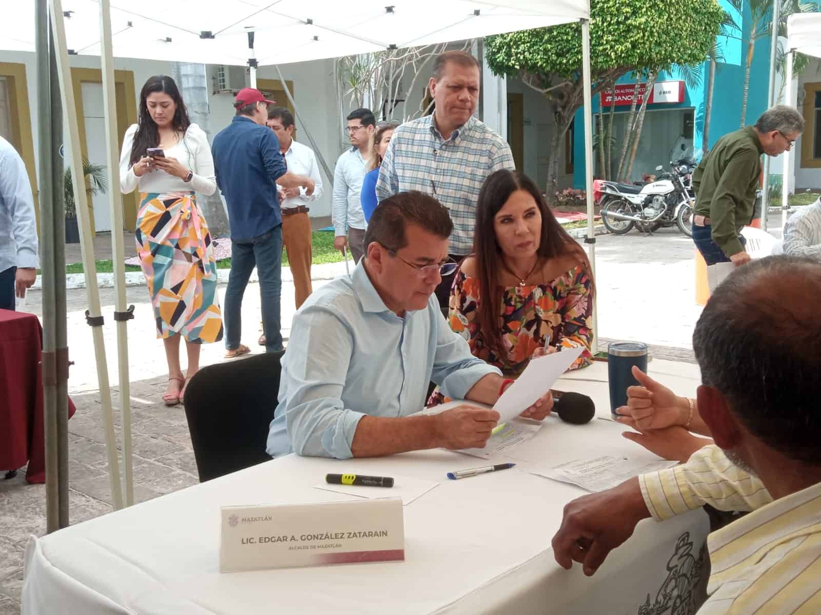 A través de programa «Escuchando a la gente», más de 400 mazatlecos han sido atendidos . | FOTO: Tahiry Zambrano.