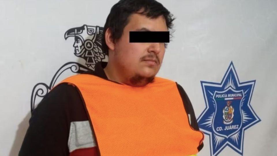 En Ciudad Juárez un hombre llevaba 118 perros muertos en su auto, fue detenido