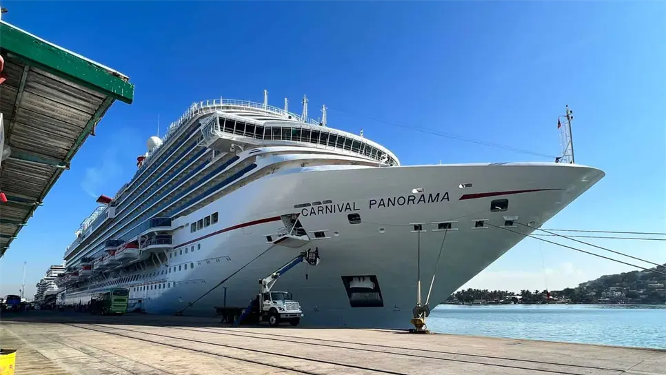 El crucero llegó de Cabo San Lucas. FOTO: Luz Noticias