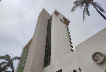 Hoteles «patito» roban clientes a los formales de Mazatlán en Semana Santa, acusan