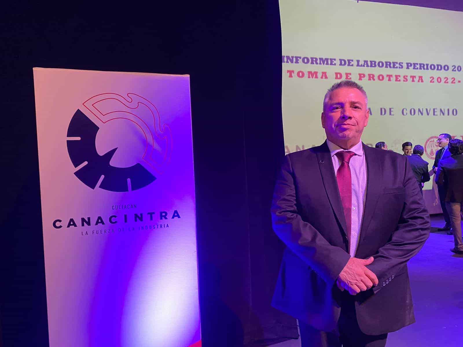 Sergio Antonio Álvarez Torres durante un evento de CANACINTRA. FOTO: Luz Noticias