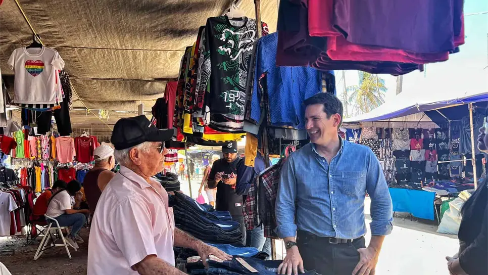 Los tianguis en la ciudad mantienen la economía de cientos de familias. FOTO: Cortesía
