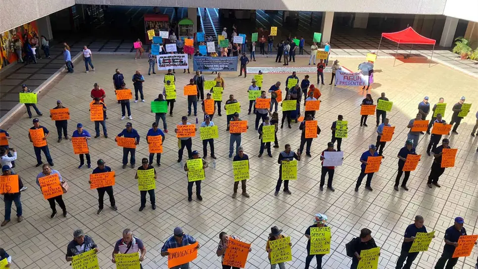 Los policías piden un trato justo e igualitario para todos. FOTO: Luz Noticias