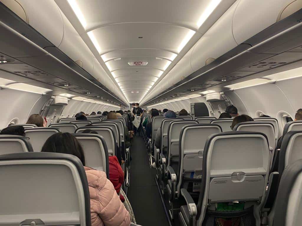 ¿Qué puedes llevar y que no en la maleta?. | FOTO: Juan Carlos Rivera.