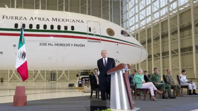 La venta del avión presidencial está en marcha: AMLO. | FOTO: Intener.