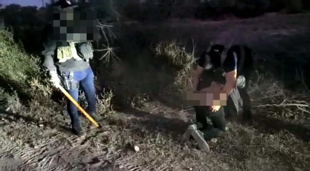 ¿Tabla o soplete? Así castigan los cárteles a ladrones, violadores y «chapulines»