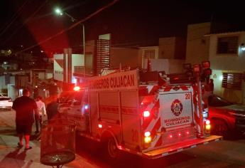 Estaban lavando la ropa cuando se incendia el cuarto de lavado en un domicilio de Culiacán