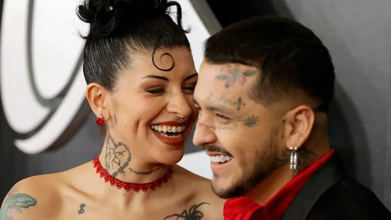 ¿Cuánto dinero gana Nodal y Cazzu?. | FOTO: Facebook.