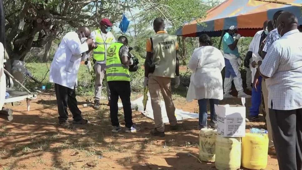 Tragedia en Kenia: hallan fosas clandestinas en terrenos de un líder religioso