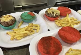 Directo desde fondo de bikini, las «colorburguer» causan sensación en Mazatlán