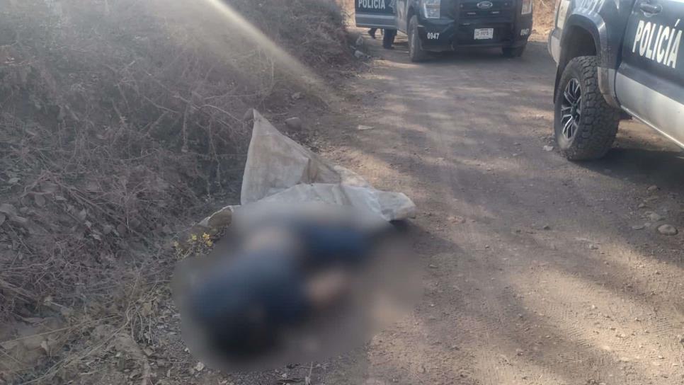 Encuentran a una persona ejecutada a balazos en el camino a Ayuné