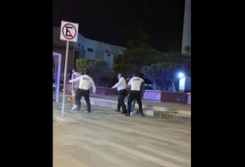 Captan pleito entre turistas y policías de tránsito en Mazatlán|VIDEO
