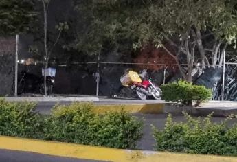 Sujetos armados se llevan 50 mil pesos tras asaltar un negocio de comida en Culiacán