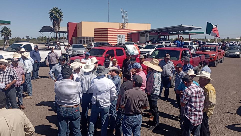 ¡A cargar gasolina! Productores bloquearán entrada y salida de pipas en Pemex