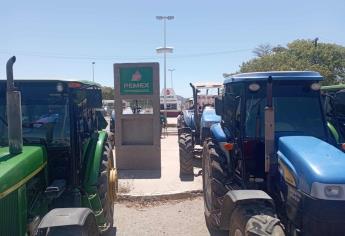 Productores liberan Pemex Topolobampo y Guamúchil