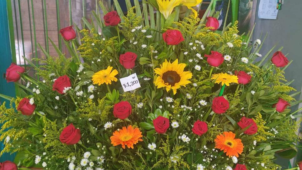 En Mazatlán venden arreglos florales desde 150 pesos para el 10 de mayo