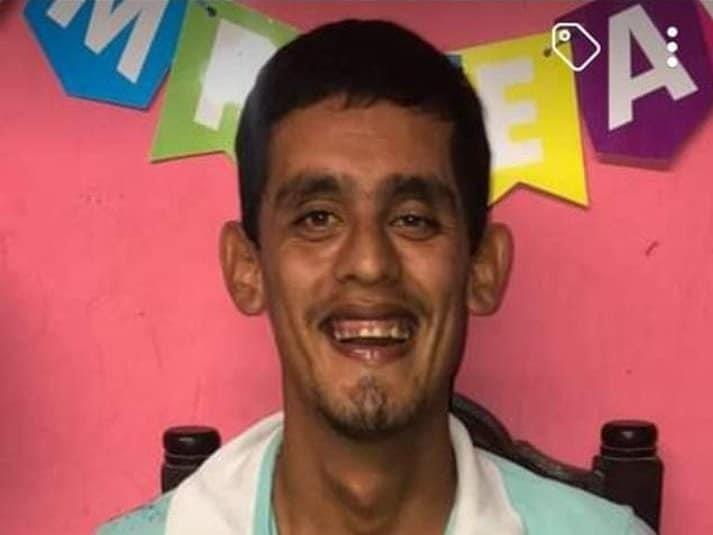Luis Fernando se extravió en Los Mochis; no habla y tiene discapacidad 