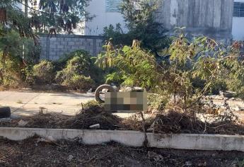 Ejecutado de Colinas del Bosque traía camisa del Ayuntamiento de Culiacán