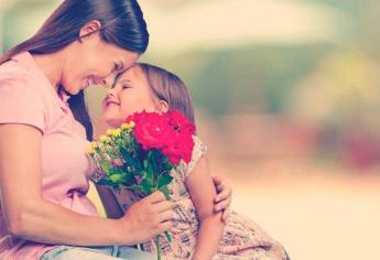 «Que estemos todos juntos y no ocupamos regalo»: madres de Los Mochis buscan pasar un 10 de mayo en familia