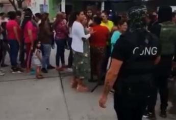 «El Mencho» entregó regalos por el 10 de mayo y le arman porra: | VIDEO