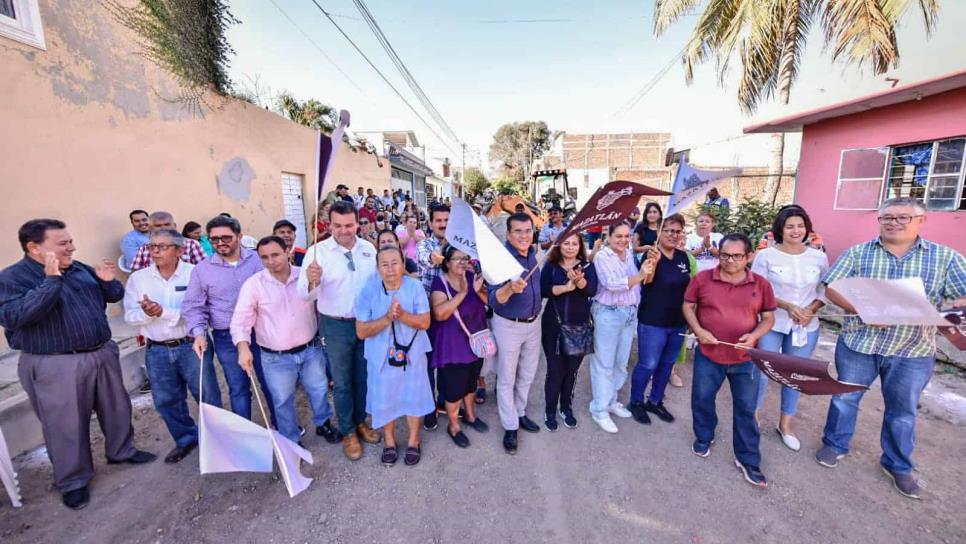 Arranca obra de pavimentación de dos calles en la colonia Flores Magón en Mazatlán