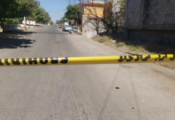 Encintado de la cara, y atado de pies y manos, localizan el cuerpo de un hombre en Culiacán