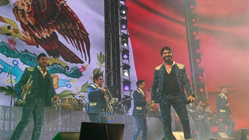 Banda El Recodo hace cantar a sinaloenses con sus más grandes éxitos en la UAS