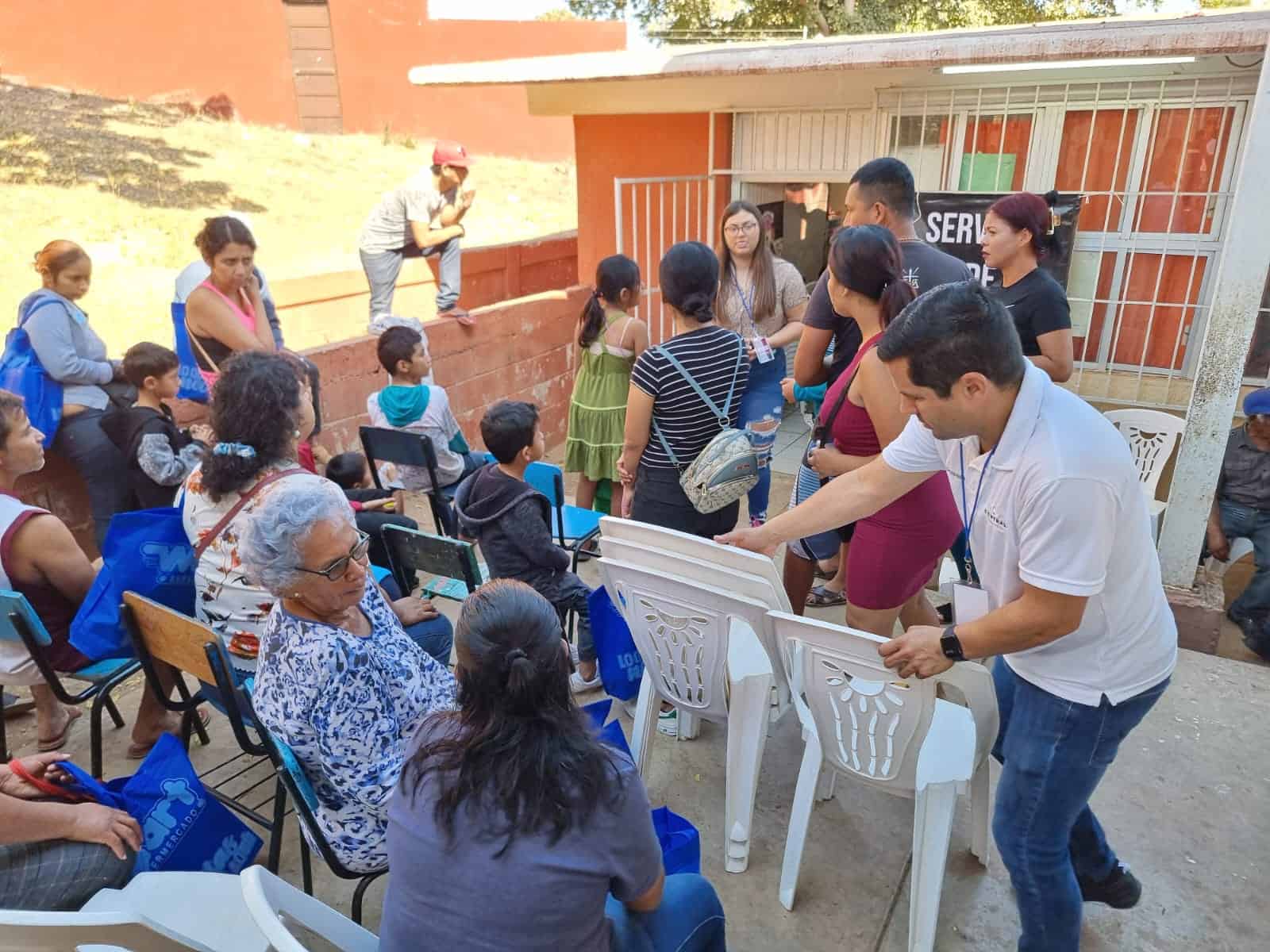 Llevarán jornada de servicios gratuitos a la Flores Magón en Mazatlán