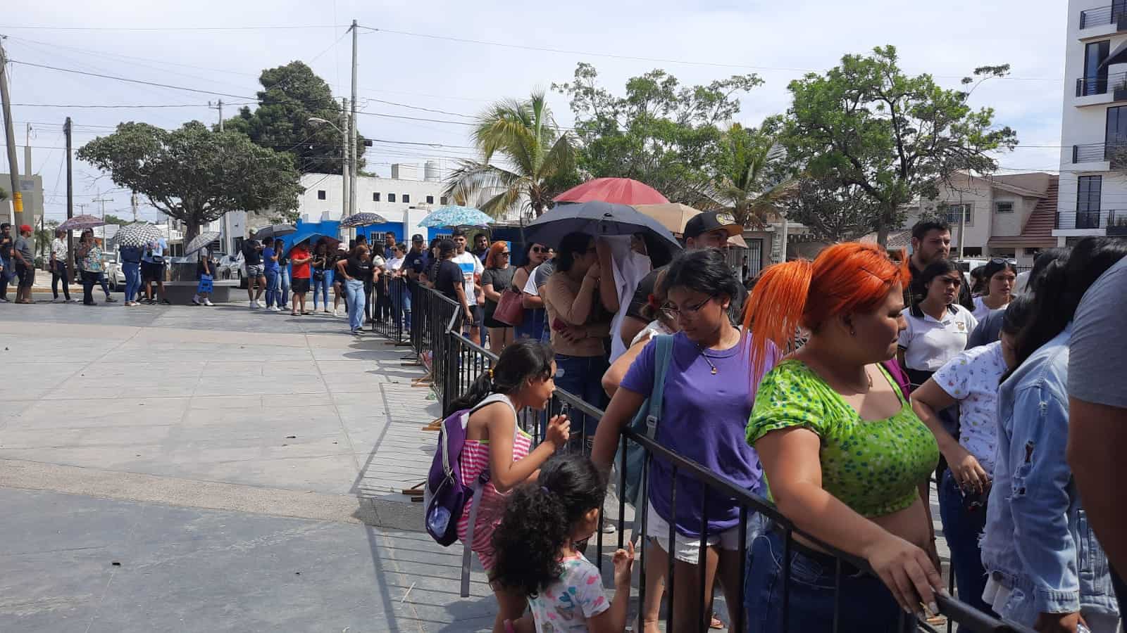 Venta de boletos para concierto de Alfredo Olivas se pospone hasta el lunes. | FOTO: Tahiry Zambrano.