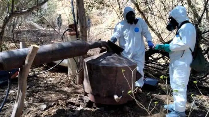 Marinos desmantelan dos laboratorios clandestinos en Durango. | FOTO: El Heraldo.