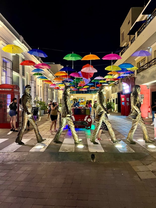 El Callejón Liverpool: Un Homenaje A The Beatles En Mazatlán Que Llegó ...