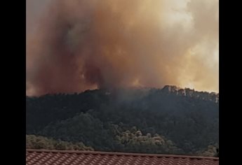 Denuncian en redes incendio en la sierra de Surutato, Badiraguato 