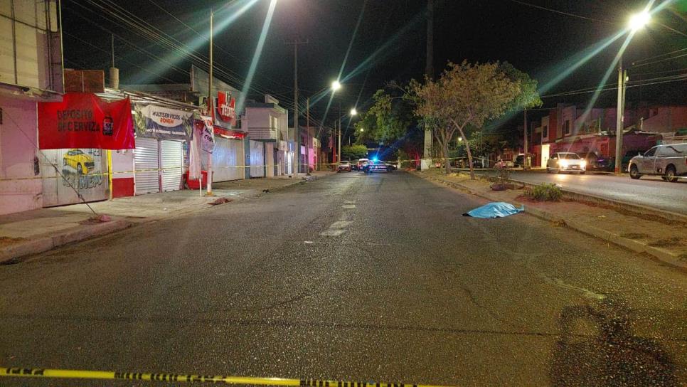 Mujer muere tras ser atropellada al intentar cruzar la calle en Culiacán