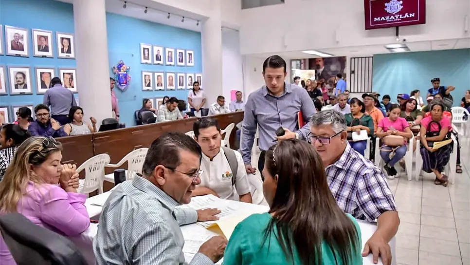 En audiencias «Escuchando a la gente» se da certeza jurídica patrimonial. | FOTO: Tahiry Zambrano.