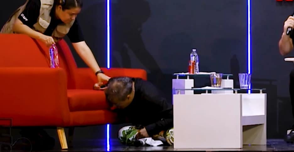 El Payaso se desvaneció en pleno programa en vivo. FOTO: Captura de Facebook.