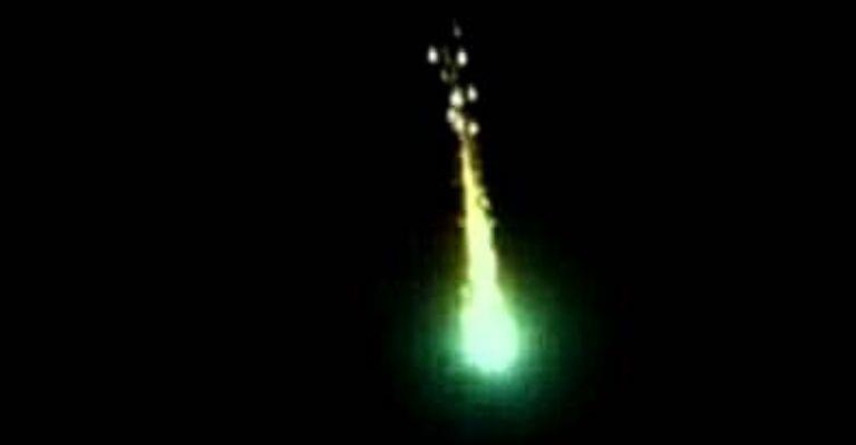 Meteorito verde cae en Australia; impresionante momento | VIDEO
