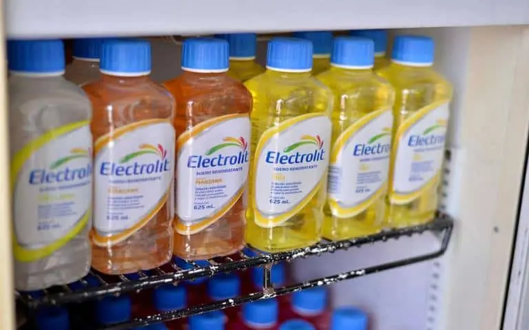 Los sueros pueden ayudarte a no deshidratarte. FOTO: Internet