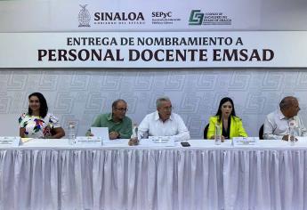 Gobernador de Sinaloa entrega plazas definitivas a 208 maestros del sistema EMSAD de Cobaes