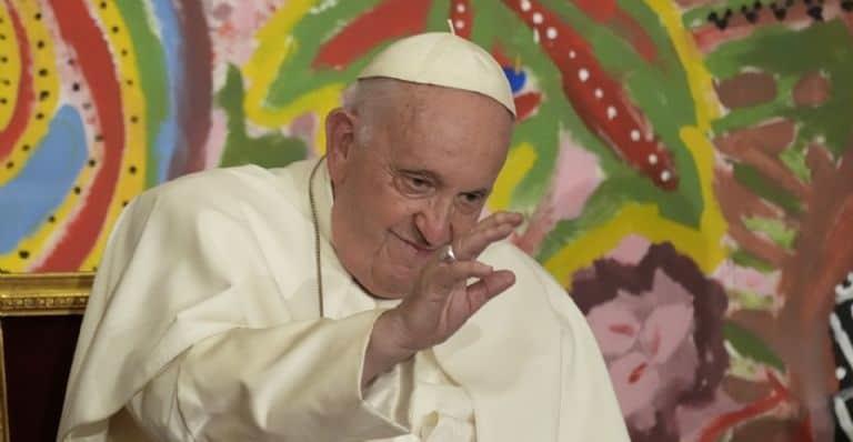 El Papa Francisco canceló su agenda, por problemas de salud
