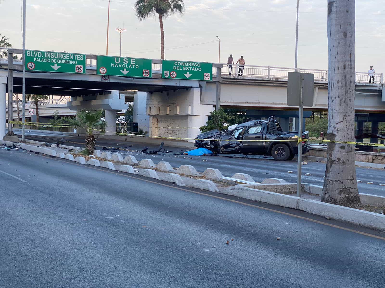 La camioneta Ram TRX que se accidentó en el malecón viejo y murió una persona, era prestada. | FOTO: Jesús Astorga.