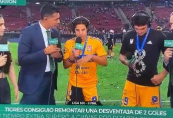 Oswaldo Sánchez se humilla en entrevista con Diego Lainez