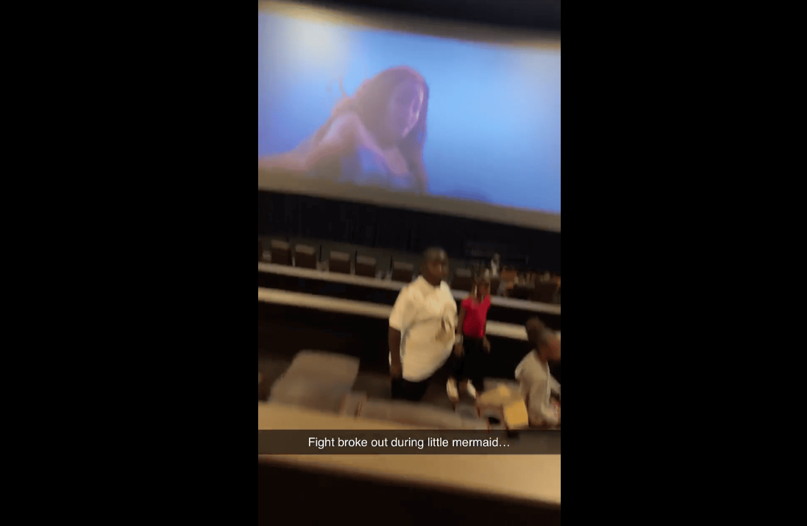 La confrontación arruinó la experiencia de todos los asistentes. FOTO: Internet