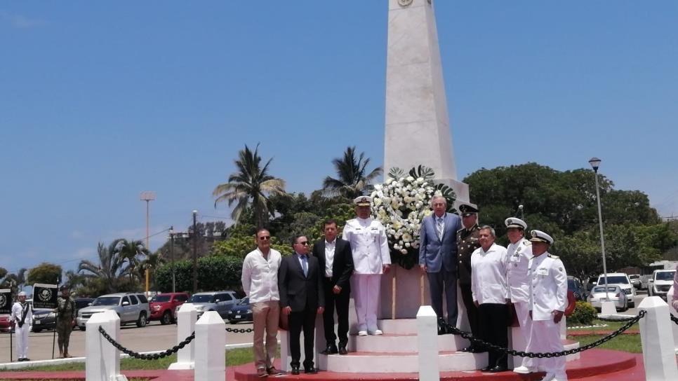 Conmemoran en Mazatlán el Día de la Marina en su edición 81