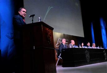 UAS reconoce la inteligencia y el esfuerzo de 163 estudiantes de preparatoria